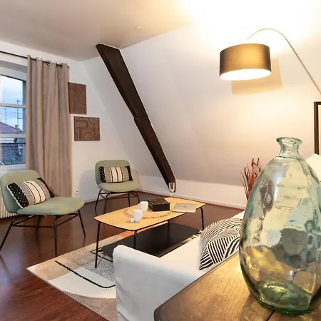 La Loge By 
